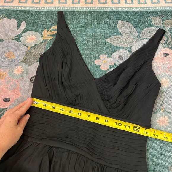 Tadashi Collection midi Dress sz 6 Black Silk Chiffon Pleated Sleeveless v neck - Picture 10 of 15